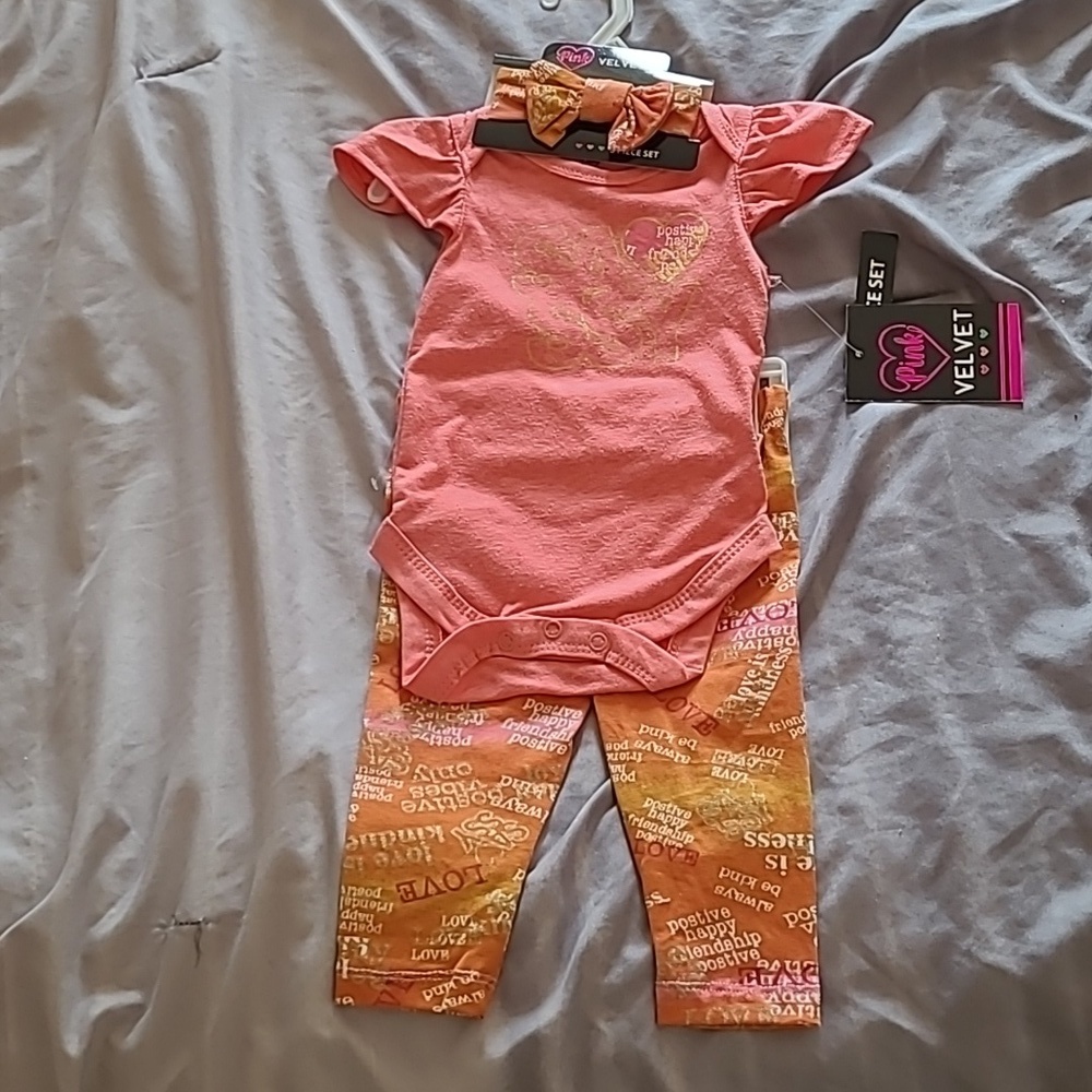 NEW Pink Velvet 3 piece set, Pink & Orange, 3M-6M